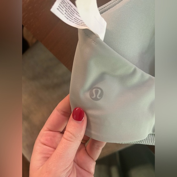 lululemon Energy Zip-Front Bra
High-Support, B–G Cups - Picture 3 of 5